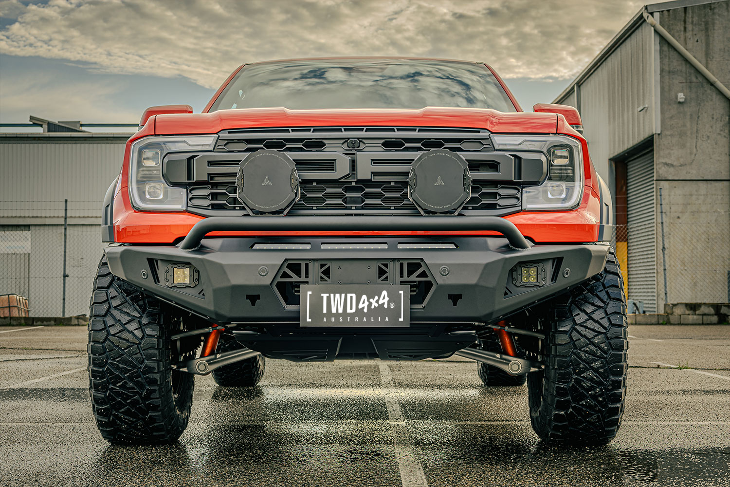 Twd 4x4 Vikor Diablo bull bar pre-runner Spartan spotties VKX cube lights light bar E shutter 20240729_Next Gen Raptor red_29