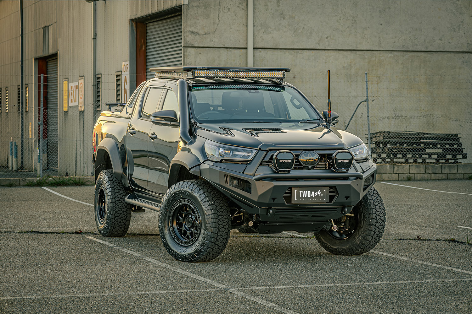 Twd 4x4 Vikor Diablo bull bar pre runner snorkel Profender suspension roof rack wheels tyres Hilux Rogue black 20240903_36