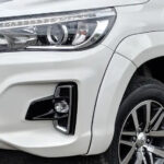 48v Hilux Flare white close up