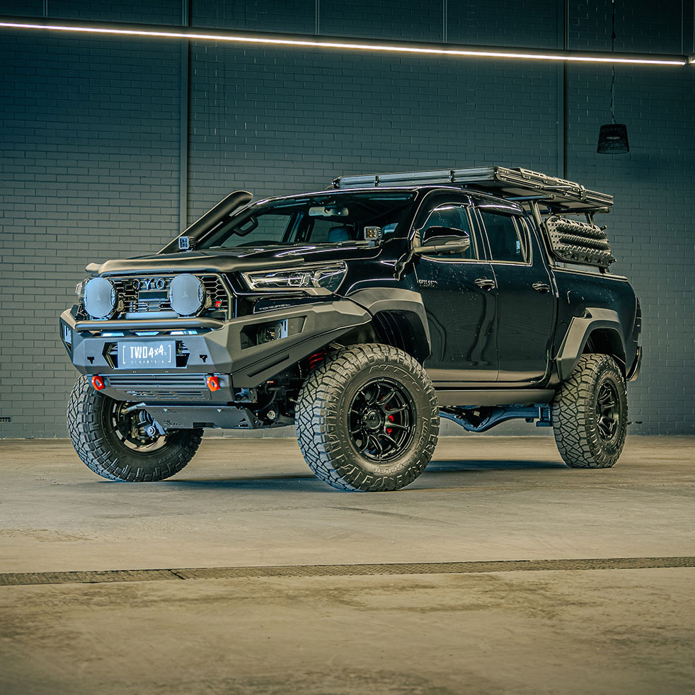 vikor hilux gr sport pre runner bull bar